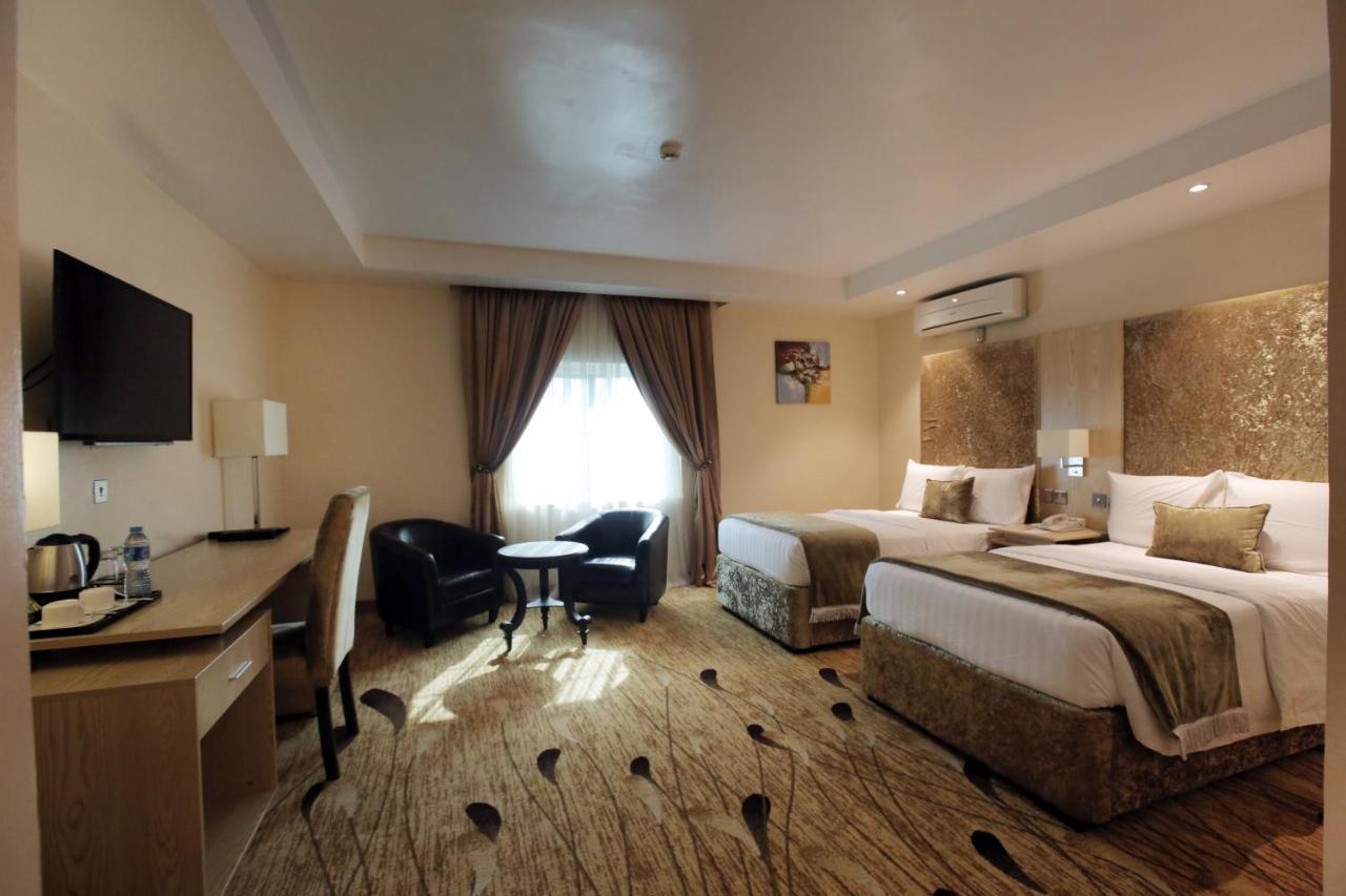 BON Hotel Elvis Mobushipe Buitenkant foto